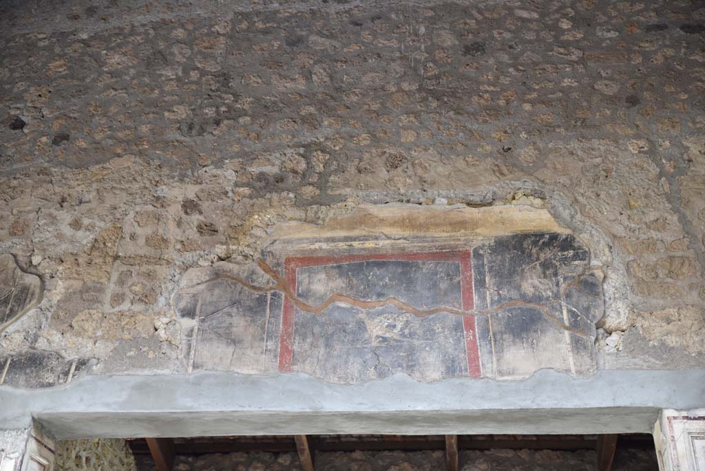 V.4.a Pompeii. March 2018. Room ‘b’, Painted Decoration From Upper East ...